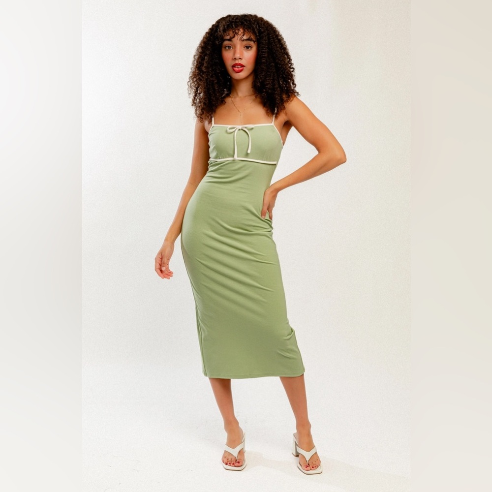 Le Lis Sage Green Midi Dress